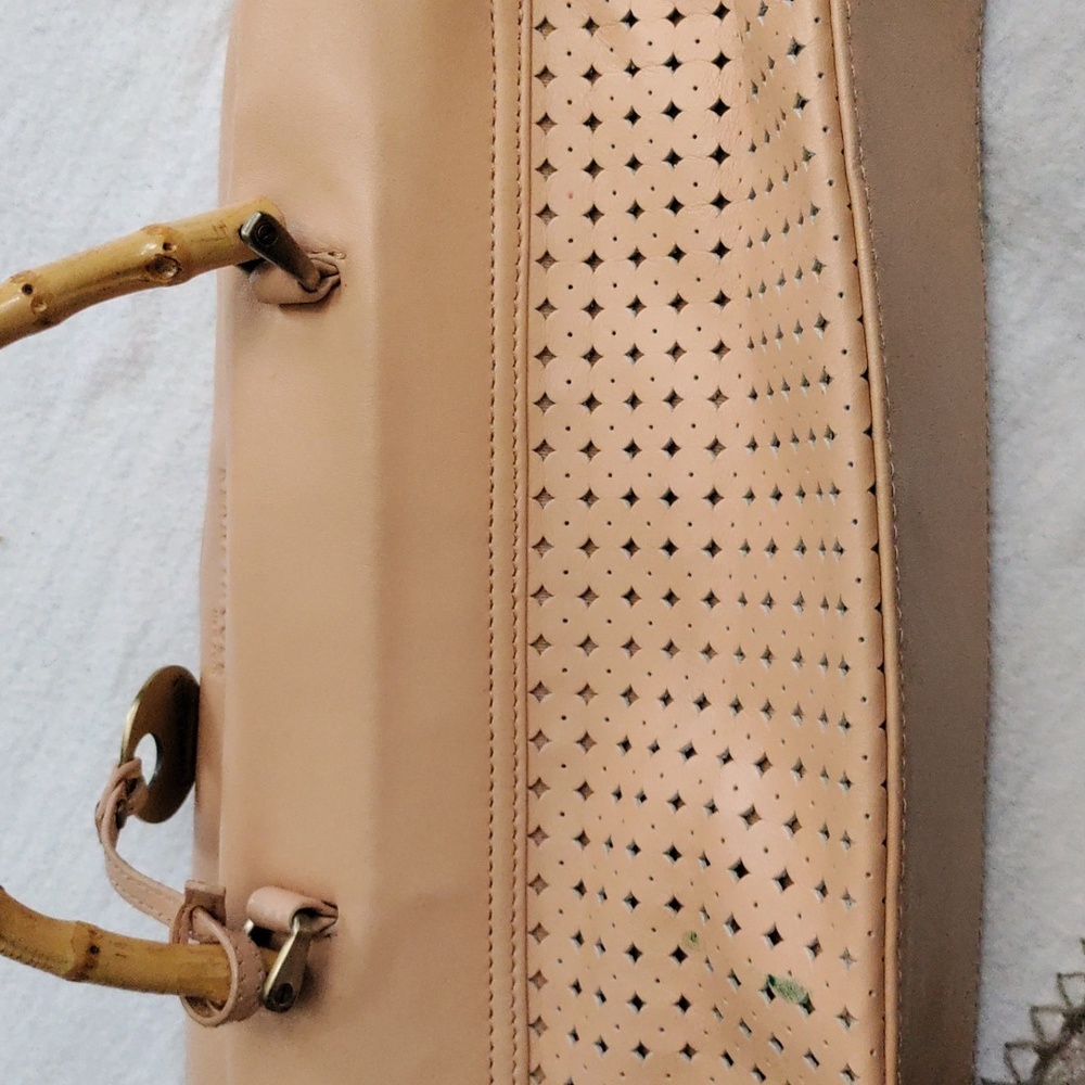 Kenneth Cole Clutch - Picture 7 of 8